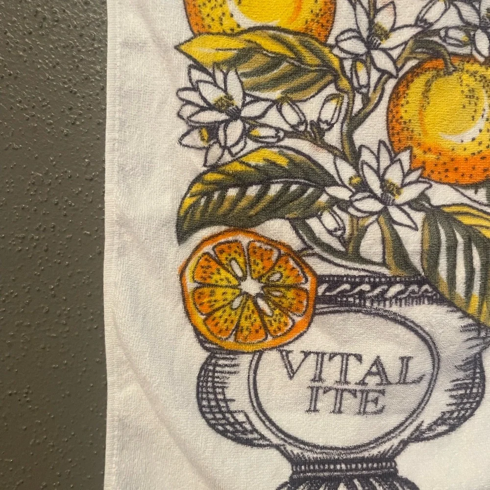 Fragonard Vitalite’ Essential Face Towel
